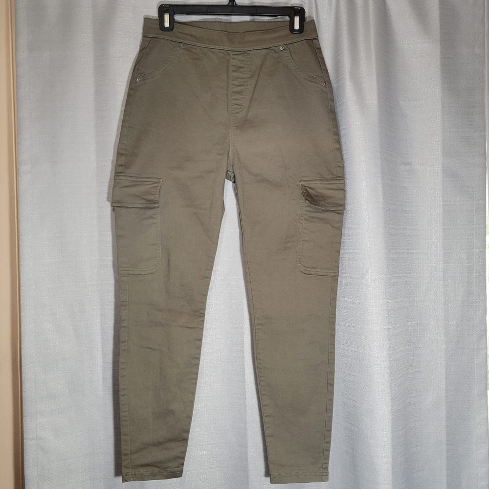 Simply Vera | Vera Wang Medium Green Pants with Pockets
